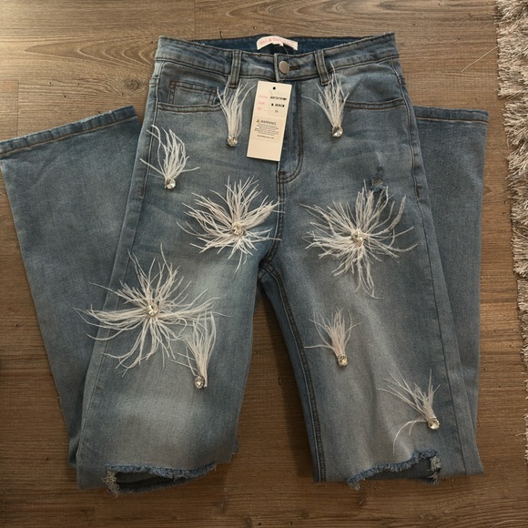 Feather Jeans - Picture 1 of 4
